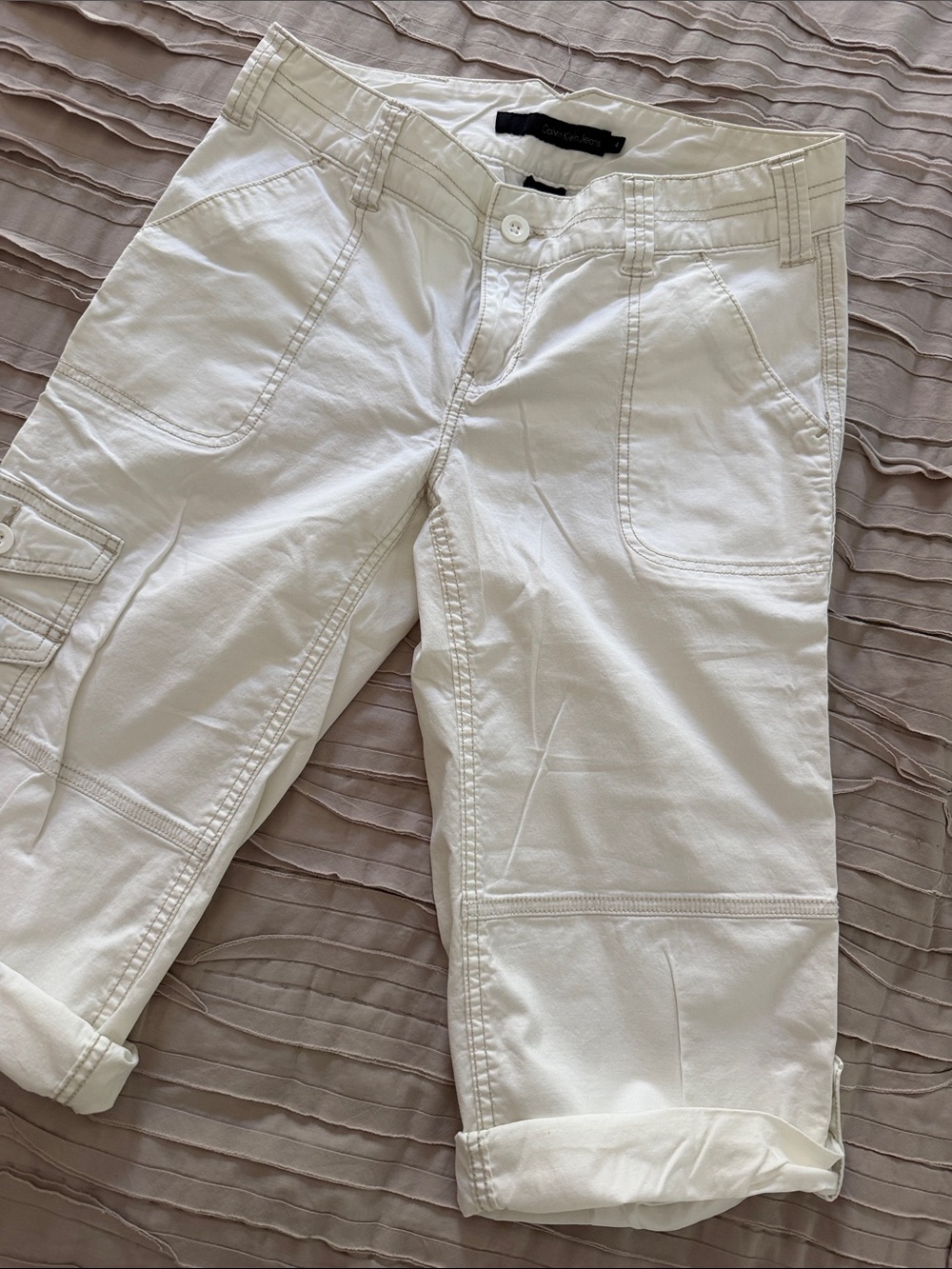 Calvin Klein Jeans Women’s White Cargo Capris